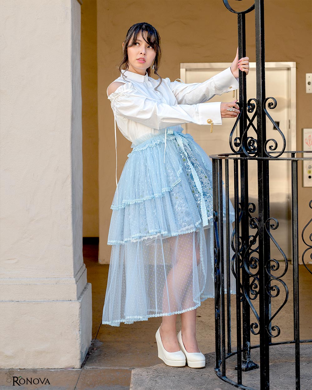 Hitoribocchi looks amazing in a long skirt. : r/HitoriBocchiOfficial